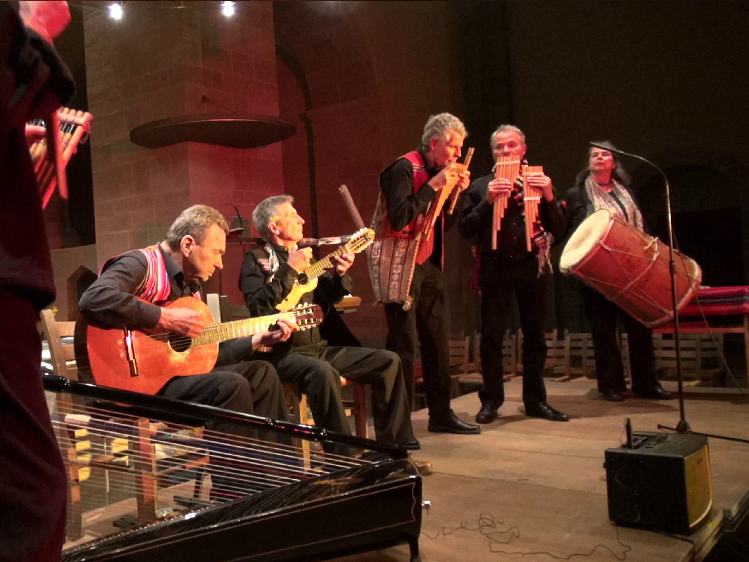 Wayra Kuna 6 - Traditionelle und neue Musik aus den Anden